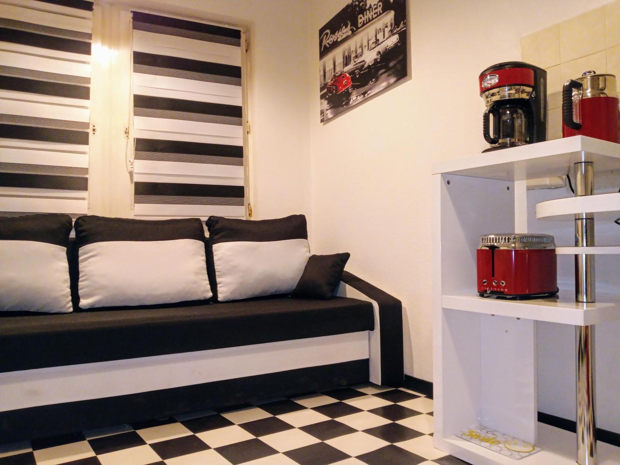 Good Located Apartment Subway U6 Wohnung Berlin Exterior photo